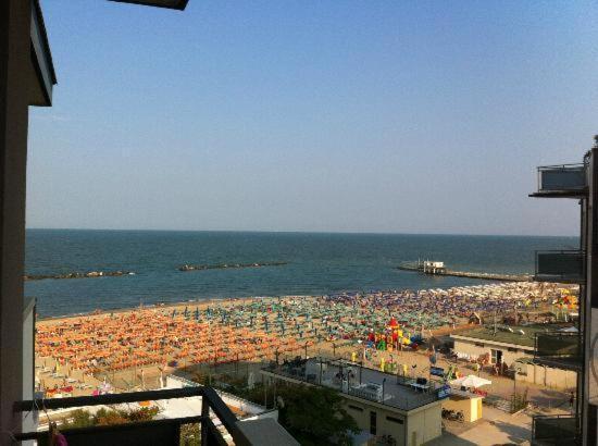 Hotel Levante Sul Mare Lido Di Savio Exterior foto